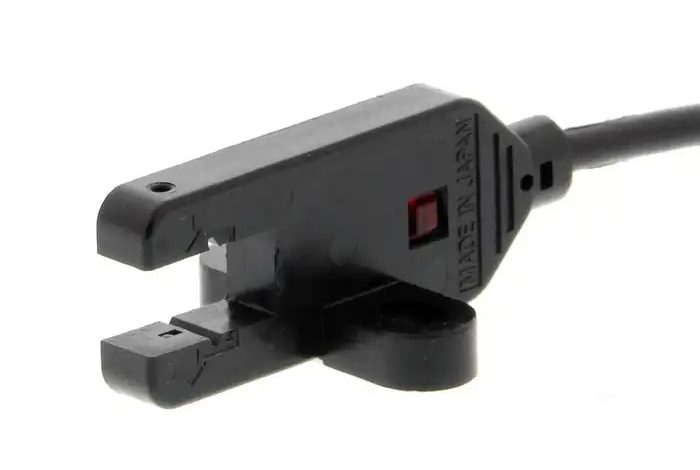 OMRON PHOTOMICRO SENSOR EE-SX872