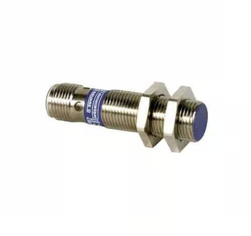TELEMECANIQUE INDUCTIVE SENSOR XS512B1NAM12